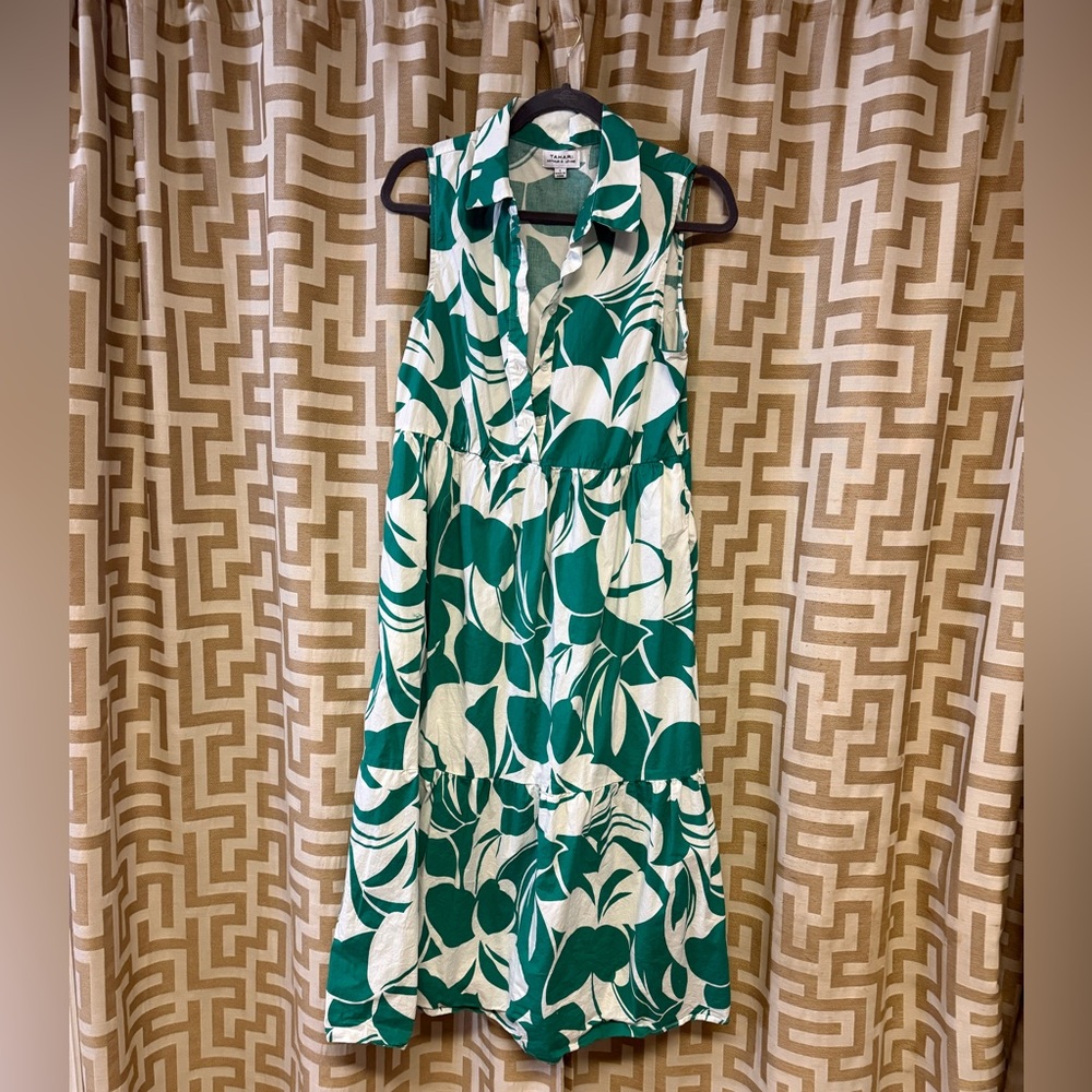 Tahari Green and White Leaf Print Top